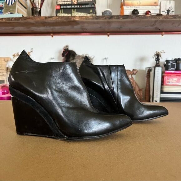 Costume National Fall 14 Wedge Slit Heel Pointy Toe Booties Cut Out - Picture 2 of 9